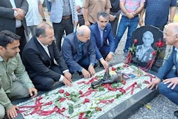 پاسخ مناف هاشمی به انتقادات تند علیرضا دبیر