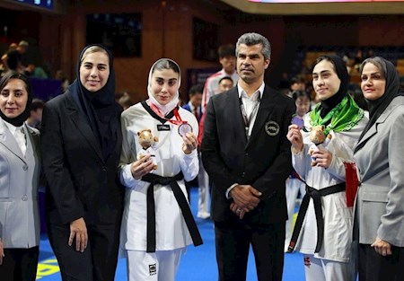 دفاع ادامه دار ساعی از ساعی خواهر