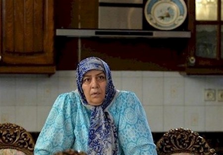 حمایت از هنرمند یا حراج آبروی او ؟