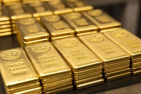 ریزش بازار جهانی طلا