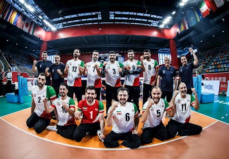 مردان والیبال نشسته حریف آمریکا شدند