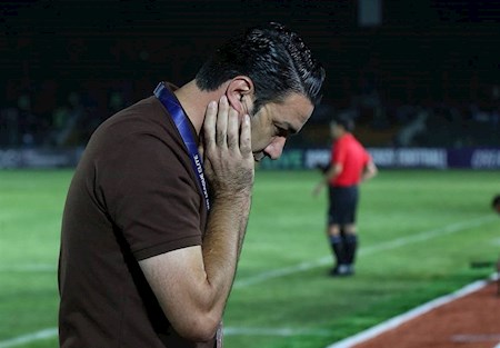 حضور شبانه نکونام در باشگاه پیکان