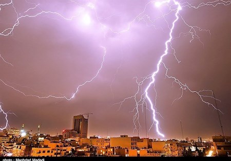 بارش و رگبار و گرمای ۵۰ درجه در راه است