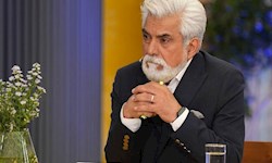 مجری سابق با هزار دستان بازمی گردد