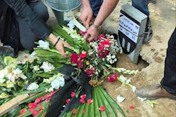 مراسم خاکسپاری ایرج خواننده
