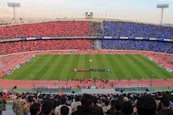 نقش جهان اصفهان میزبان دربی پایتخت شد