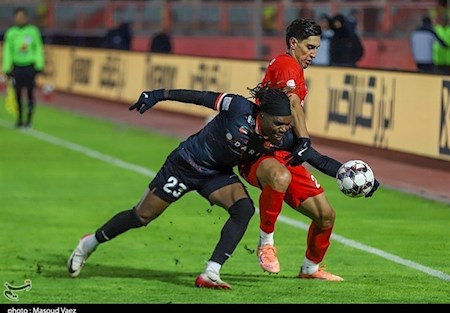 تراکتور - پرسپولیس بدون تماشاگر برگزار می شود