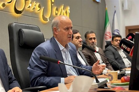 مخالف محرومیت تماشاگران هستم