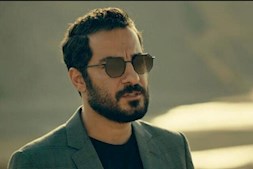 چرا آرش نوید محمدزاده را کنار گذاشت
