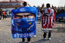 هجوم تماشاگران به ورزشگاه نقش جهان