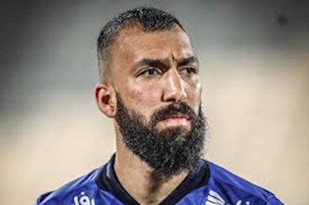روزبه چشمی باید اخراج می شد