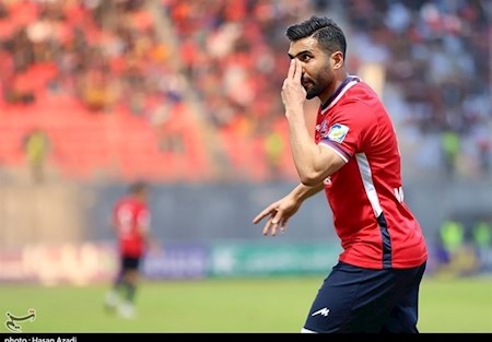 هر دم از این باغ بری میرسد