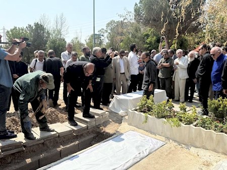 مجابی در امامزاده طاهر آرام گرفت