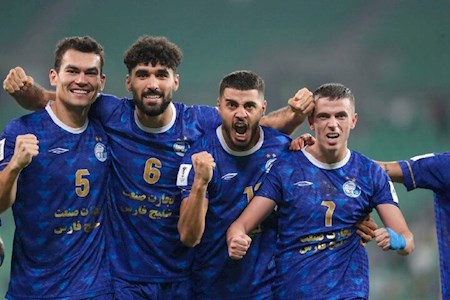 سحرخیزان بهترین بازیکن زمین شد
