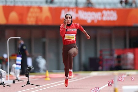 اخراج دختر دونده ایران از مسابقه
