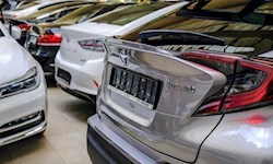 خودروهای وارداتی زمین گیر تعمیرگاهها شدند