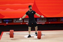 چراغ هشتمین طلا را عالی پور روشن کرد