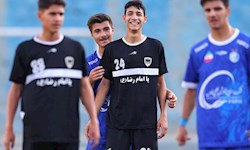 درگیری شدید رده های پایه استقلال و شاهین