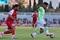 توقف یک نیمه ای پرسپولیس مقابل خیبر