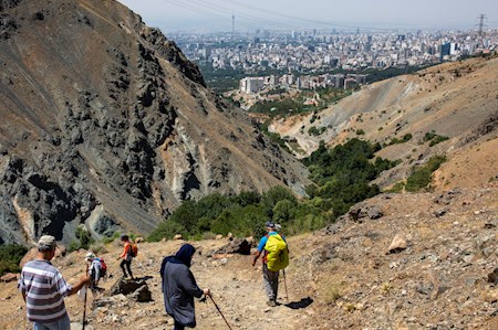 کوهپیمایی در گلابدره